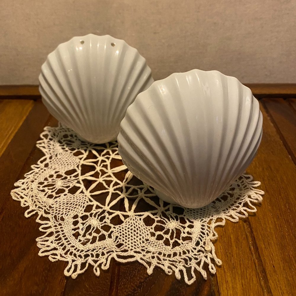Vintage 1990's White Shell Salt & Pepper Shakers .